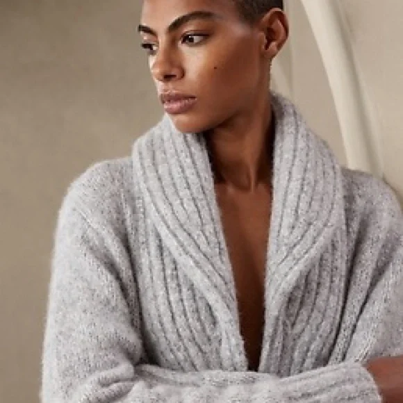 Banana Republic | Esme Grey Cardigan Sweater - Picture 2 of 11
